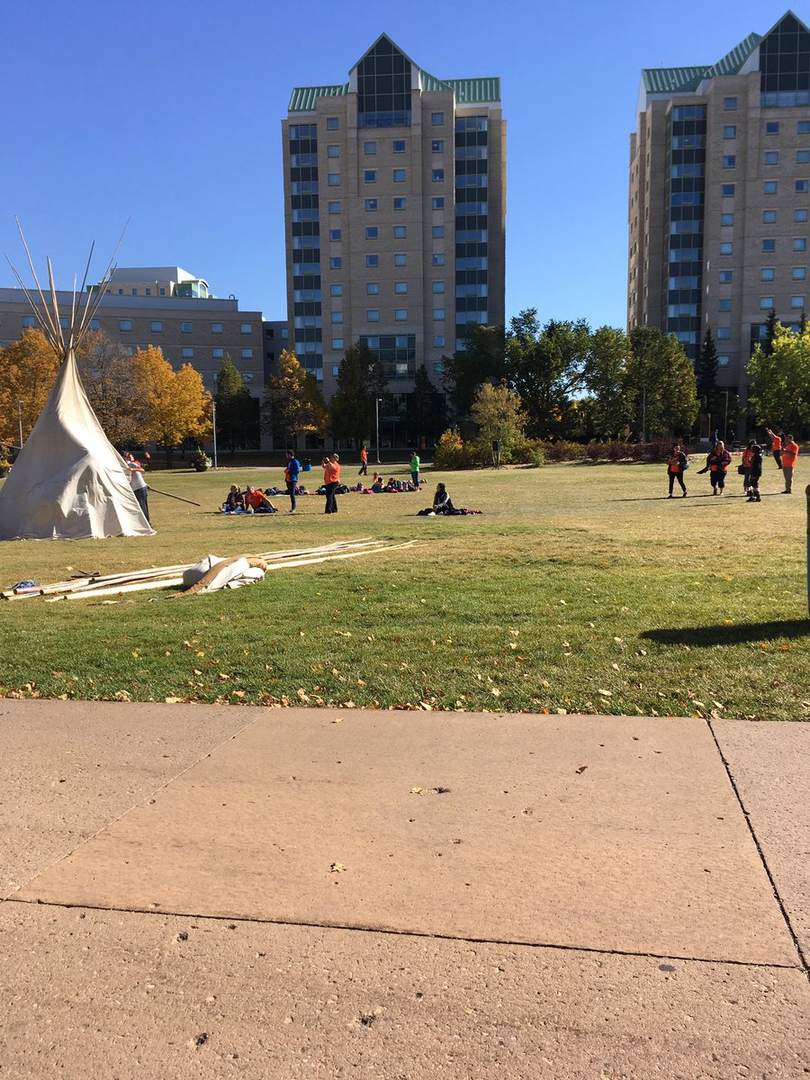 Jakeyboy192223's tweet photo. #tipiraisingcompetition #OrangeShirtDay #UofR https://t.co/kROxwGyv97