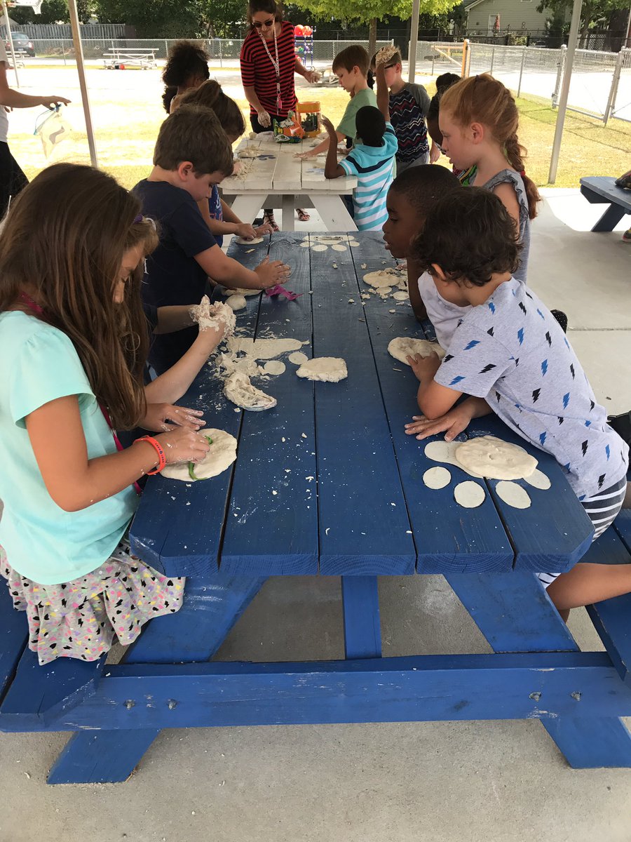 Learning about fossils #knowledgeisoursuperpower