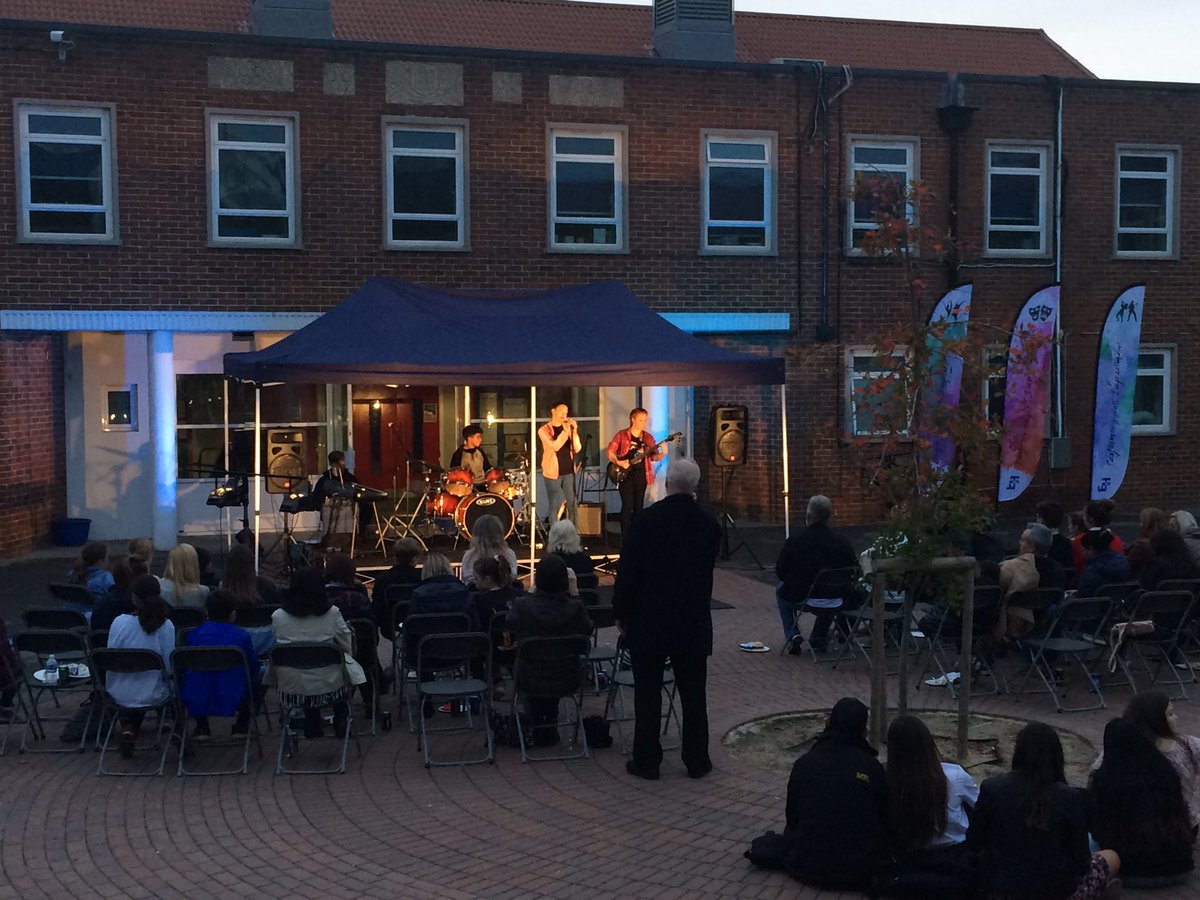 HeadEsherHigh's tweet photo. Variety Barbecue in full swing. Absolutely brilliant student performances. https://t.co/s16Op9waXc