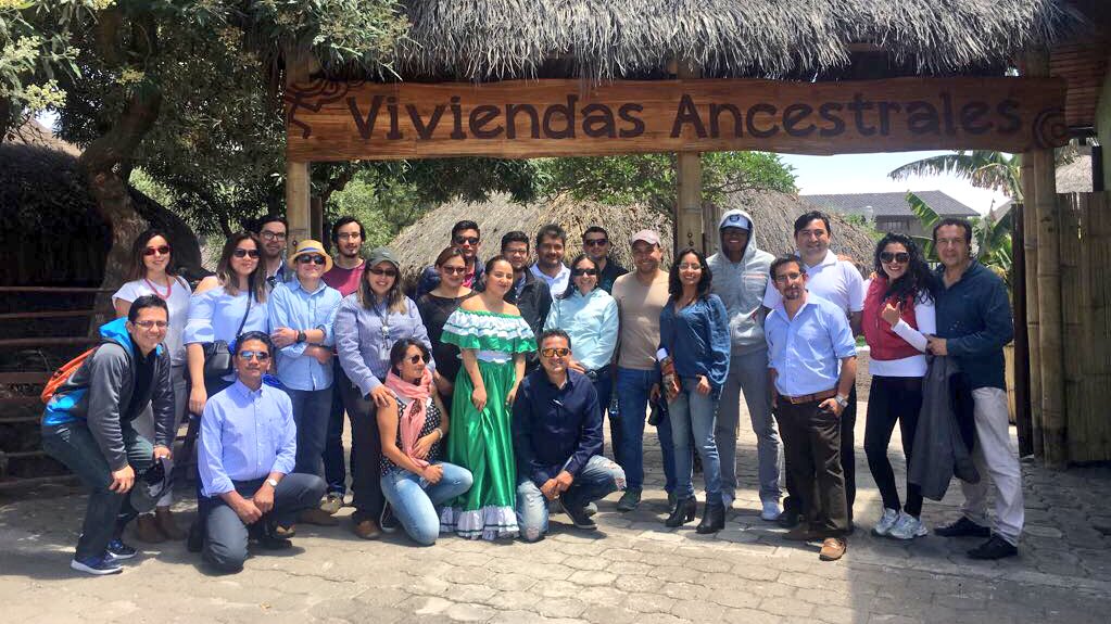 IAENUniversidad's tweet photo. Estudiantes de Maestría de Empresas Públicas realizan visita a Ciudad Mitad del Mundo para conocer la gestión a cargo de @PichinchaGob https://t.co/tJin95Q0zk