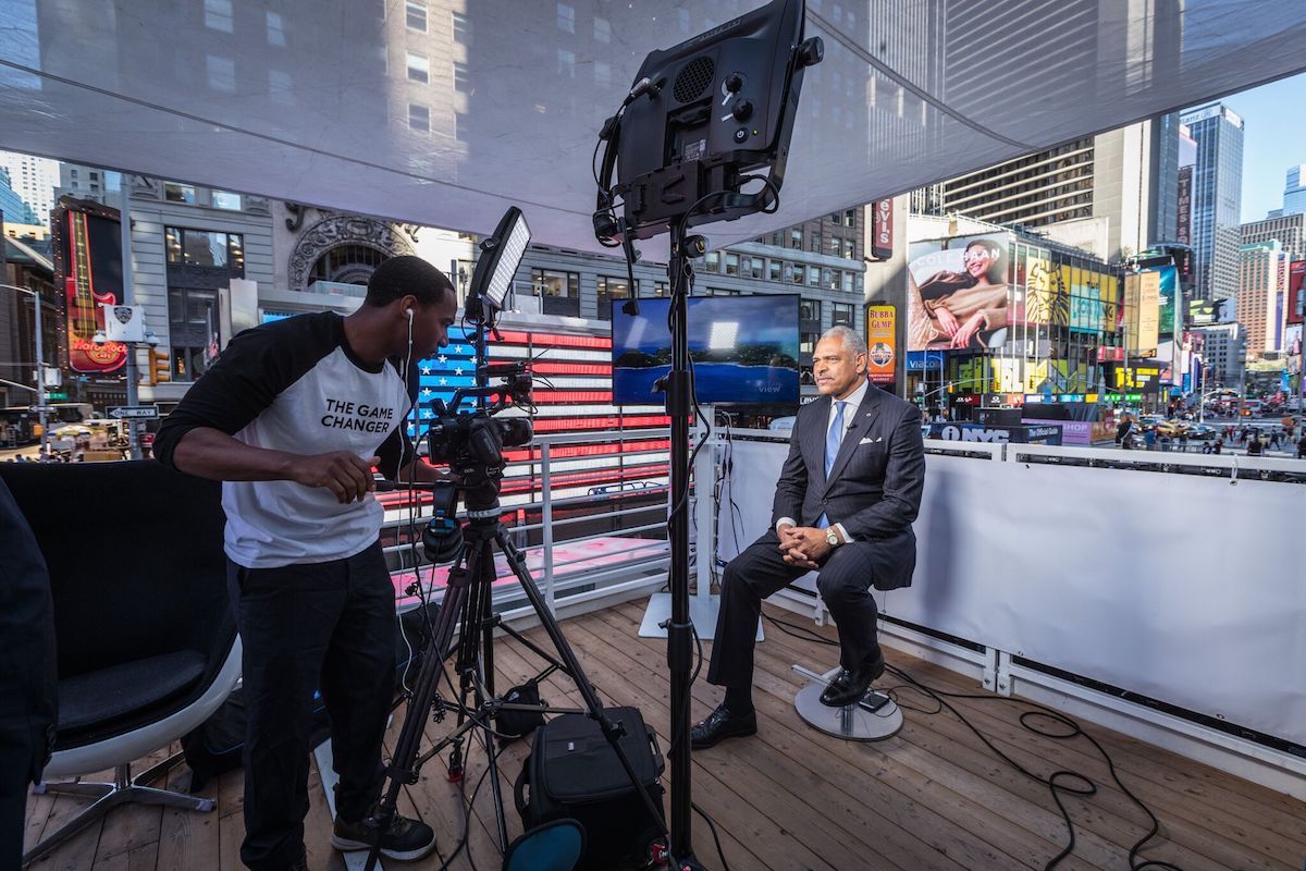 Carnival Corporation tweet media