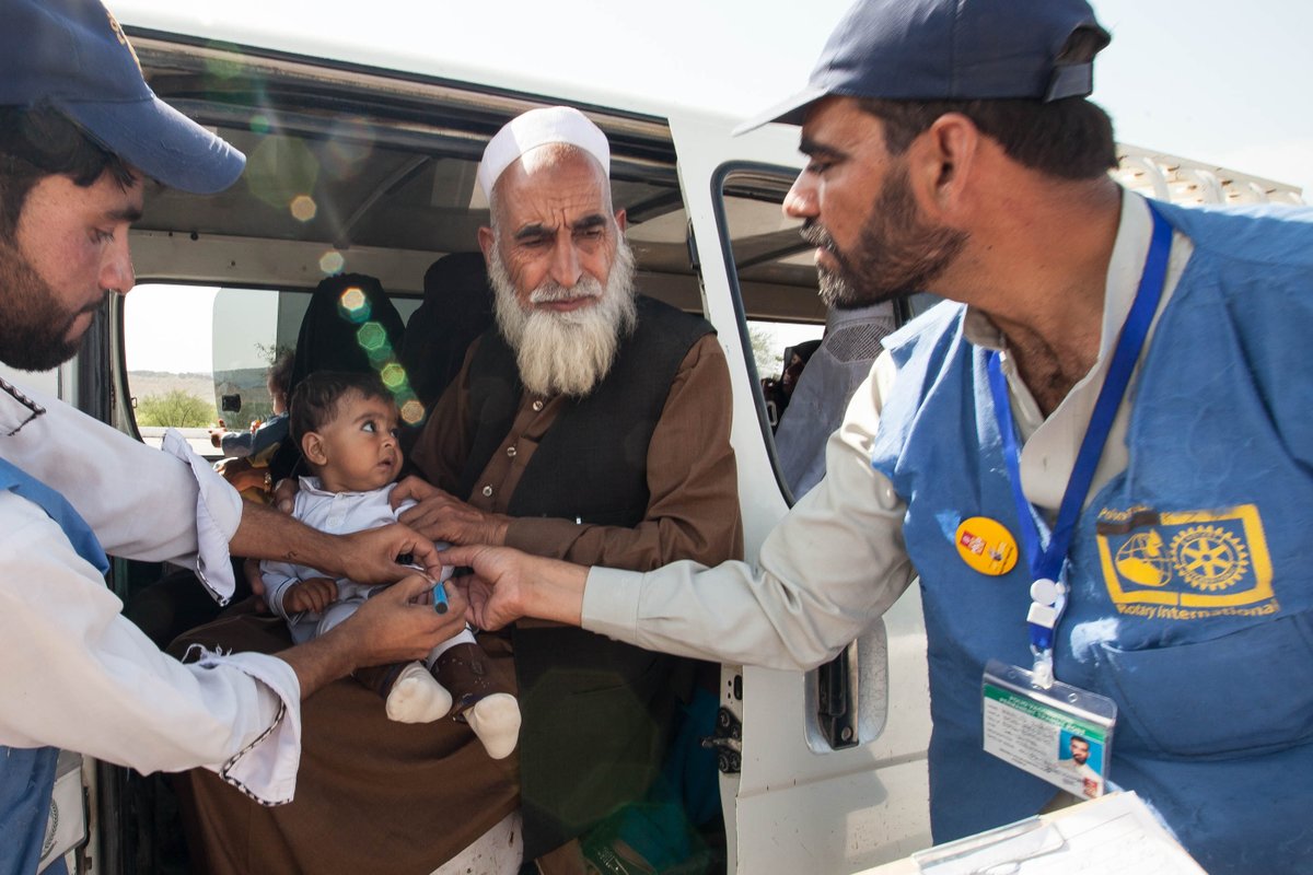 More than 2 million children in Pakistan were vaccinated against polio in August at 536 permanent transit points.