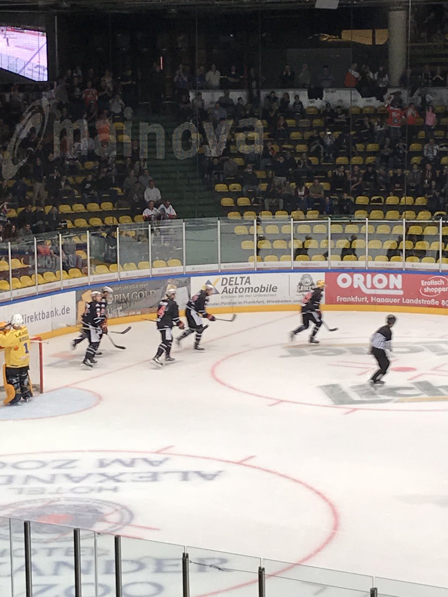 25‘ TOOOOOOOR! #loewenlive #FRALFX 4:1