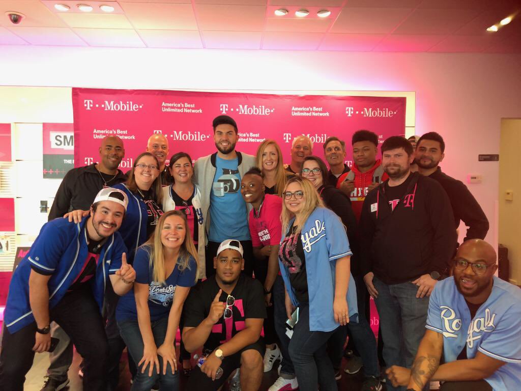 Hey @TheRealHos35, <a href="/MLB/">MLB</a> &amp; <a href="/TMobile/">T-Mobile</a> thank so much for a great event!! You rock! #kcmo!!!