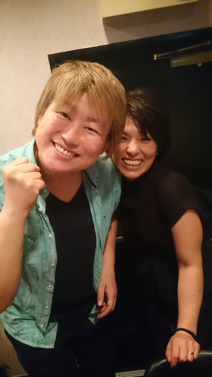 元気美佐恵 居酒屋ねばーぎぶあっぷ در توییتر はい また公開処刑 ゴンゴンの小倉由美さん と一緒に写真とれました 顔がでかい コンプレックスではありません むしろおいしい 元気美佐恵 居酒屋ねばーぎぶあっぷ در توییتر はい また公開処刑 ゴンゴンの小倉由美さん と一緒に写真とれました 顔がでかい コンプレックスではありません むしろおいしい
