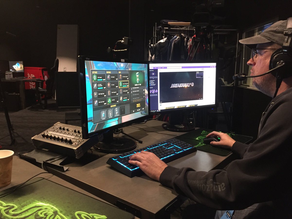 The Breakaway Developer team is LIVE and in game NOW! Can you beat them at their own game? twitch.tv/playbreakaway