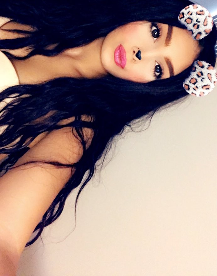 Moniquefernandz's tweet photo. Hoes dick biting, if I had one, you'd be toppin' it ❗️ https://t.co/yUDGIgRPQg