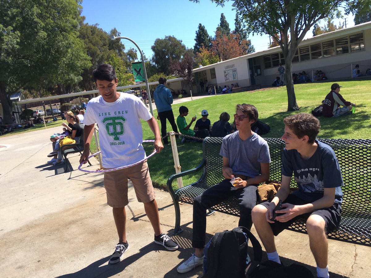 acooper_pc's tweet photo. Why It's Great To Be A Lancer Week - @ThousandOaksHS Student Leadersip with @TOHSLinkCrew16 - best ever! Never too old to play at school https://t.co/zAN0gtRDWu