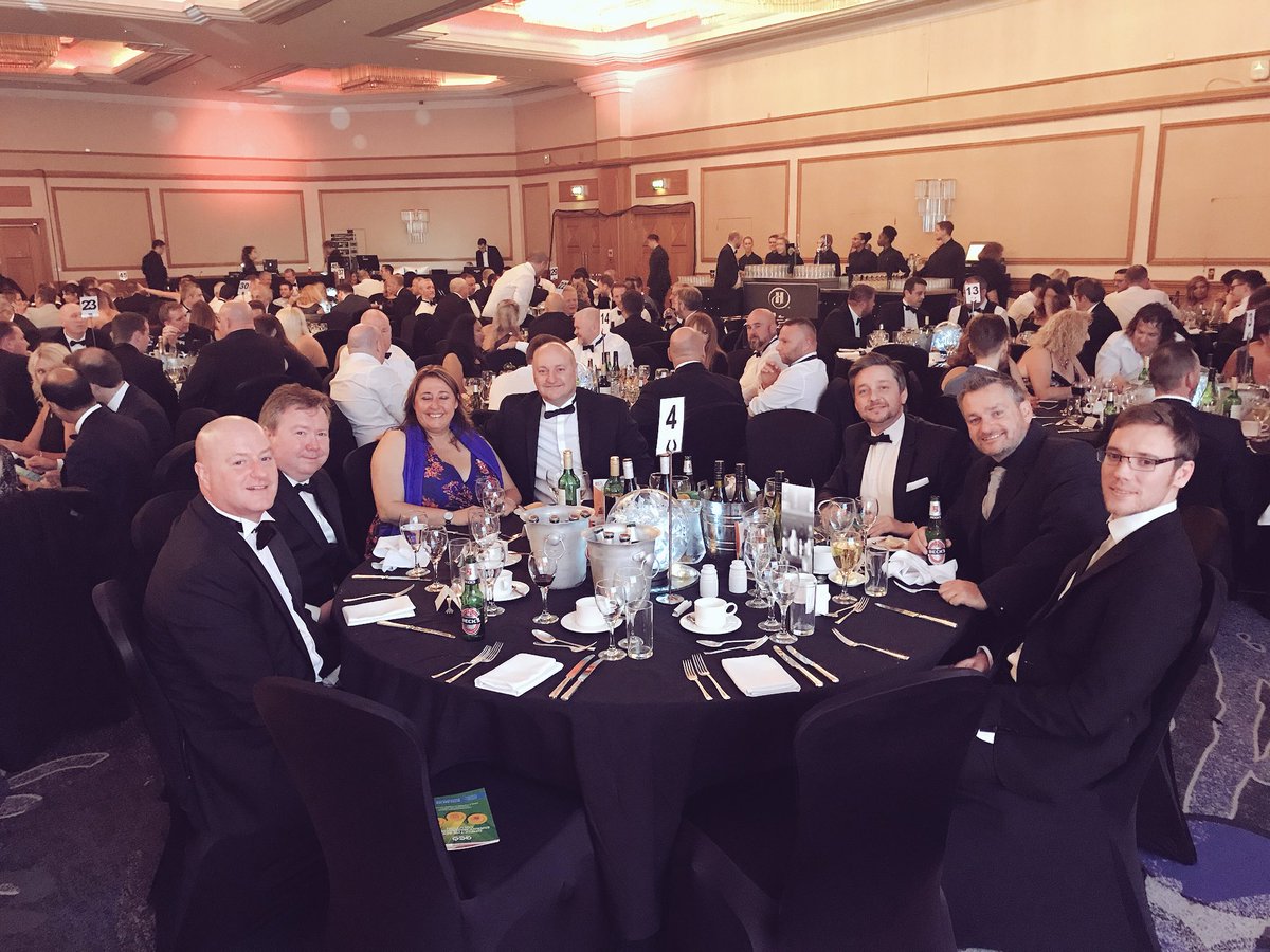 EngeneraR's tweet photo. @EngeneraR table this evening @EEandHHAwards with our wonderful guests! #SolarPVInstaller #SmallScaleProject https://t.co/iXqEX0v4Zz