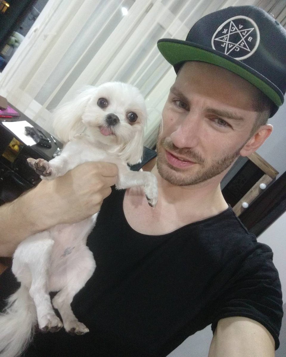 🐶
