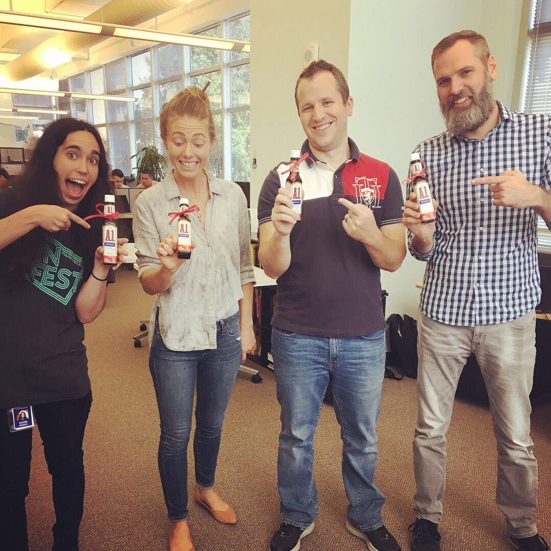 Pariveda_ATL's tweet image. Sarah&apos;s gift giving...👌💯👇