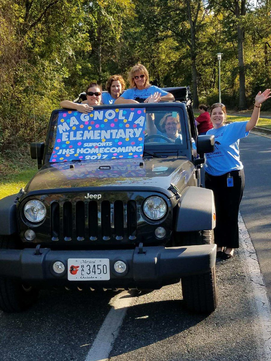 MAES Supports JHS homecoming 2017! #maespride