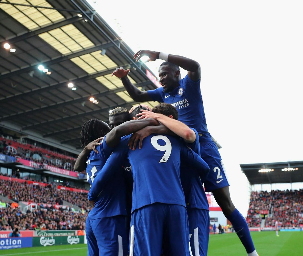 TruebluesIndo's tweet photo. MATCH DAY!!!

RETWEET YANG INGIN CHELSEA MENANG MALAM INI MELAWAN MANCHESTER CITY!!!

KEEP THE BLUE FLAG FLYING HIGH!! https://t.co/1HPKMCqgoe