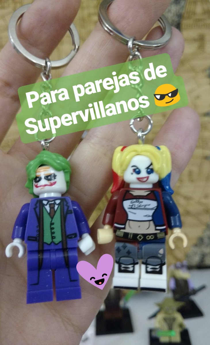 llavero lego joker
