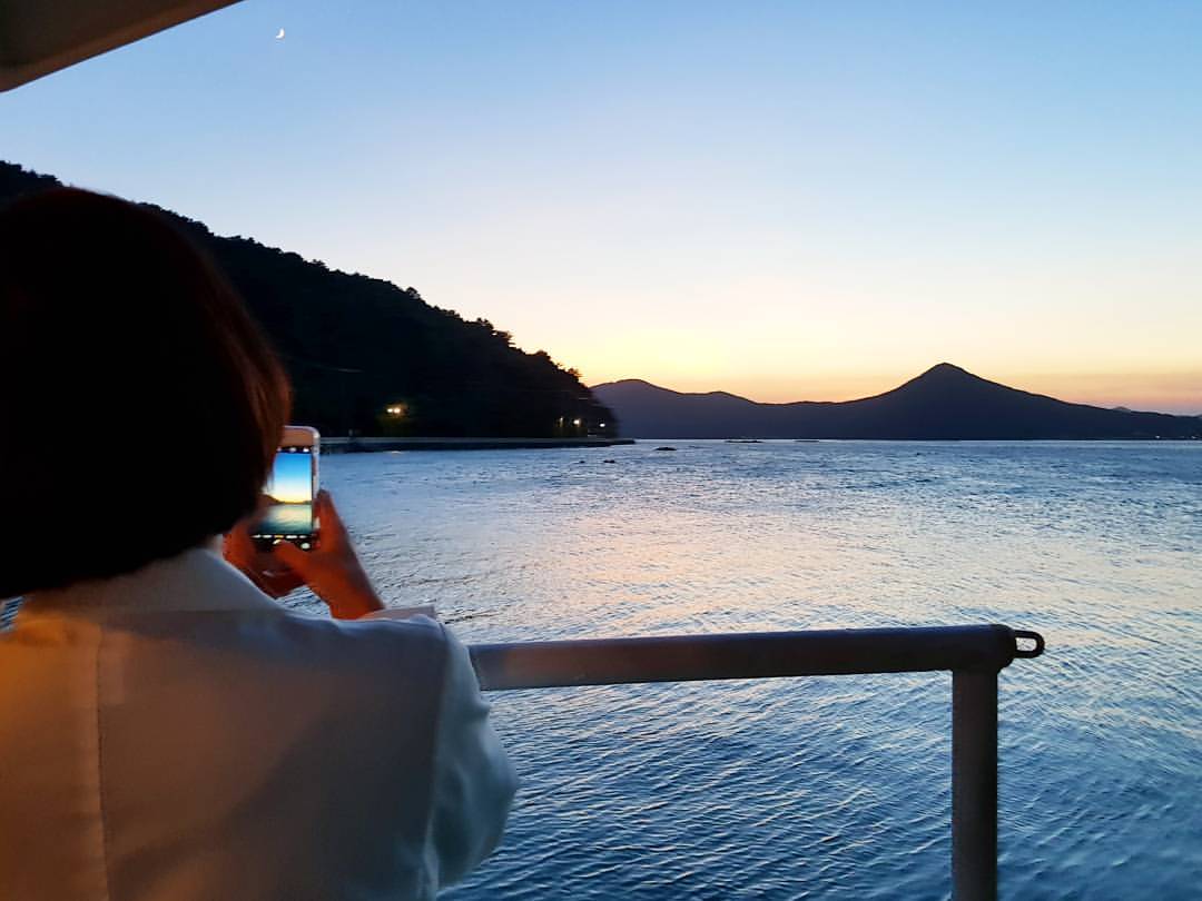 DK7EDjlW4AMBcFB.jpg:large