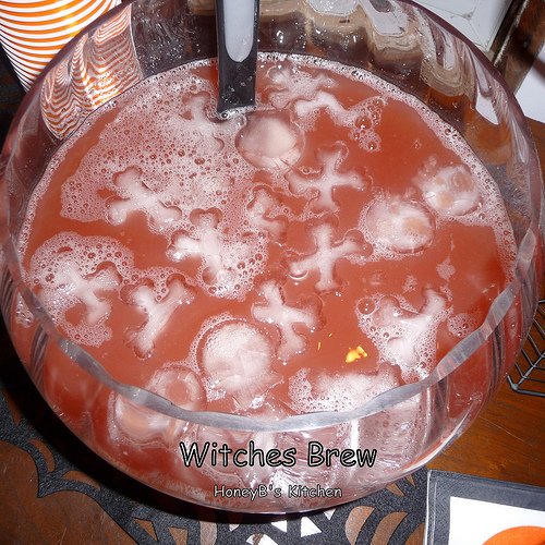 GrumpysHoneyB's tweet image. A Grown-up Halloween Party bit.ly/2c8zH6A #halloween #party #spookyrecipes