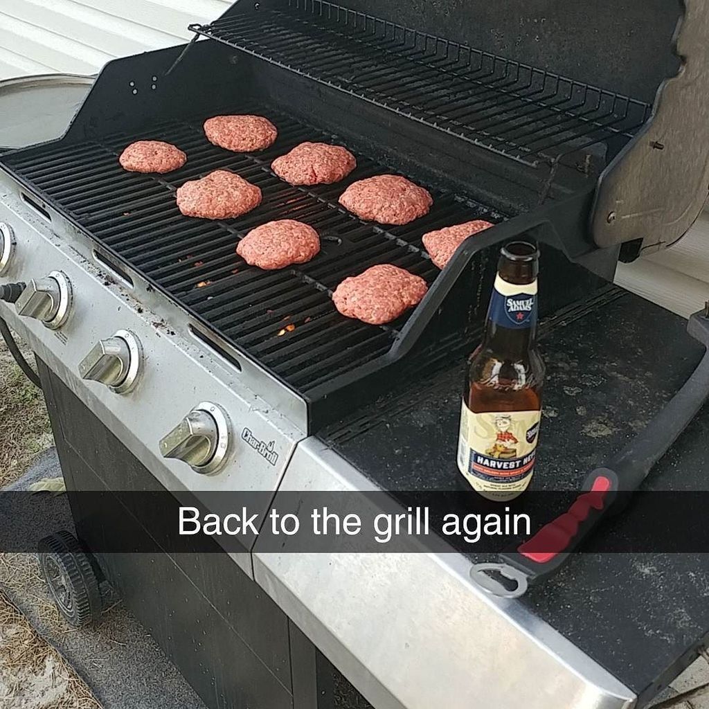 rld76's tweet photo. #BackToTheGrillAgain #SamAdams #HarvestHefe https://t.co/sd4ksvgIc5