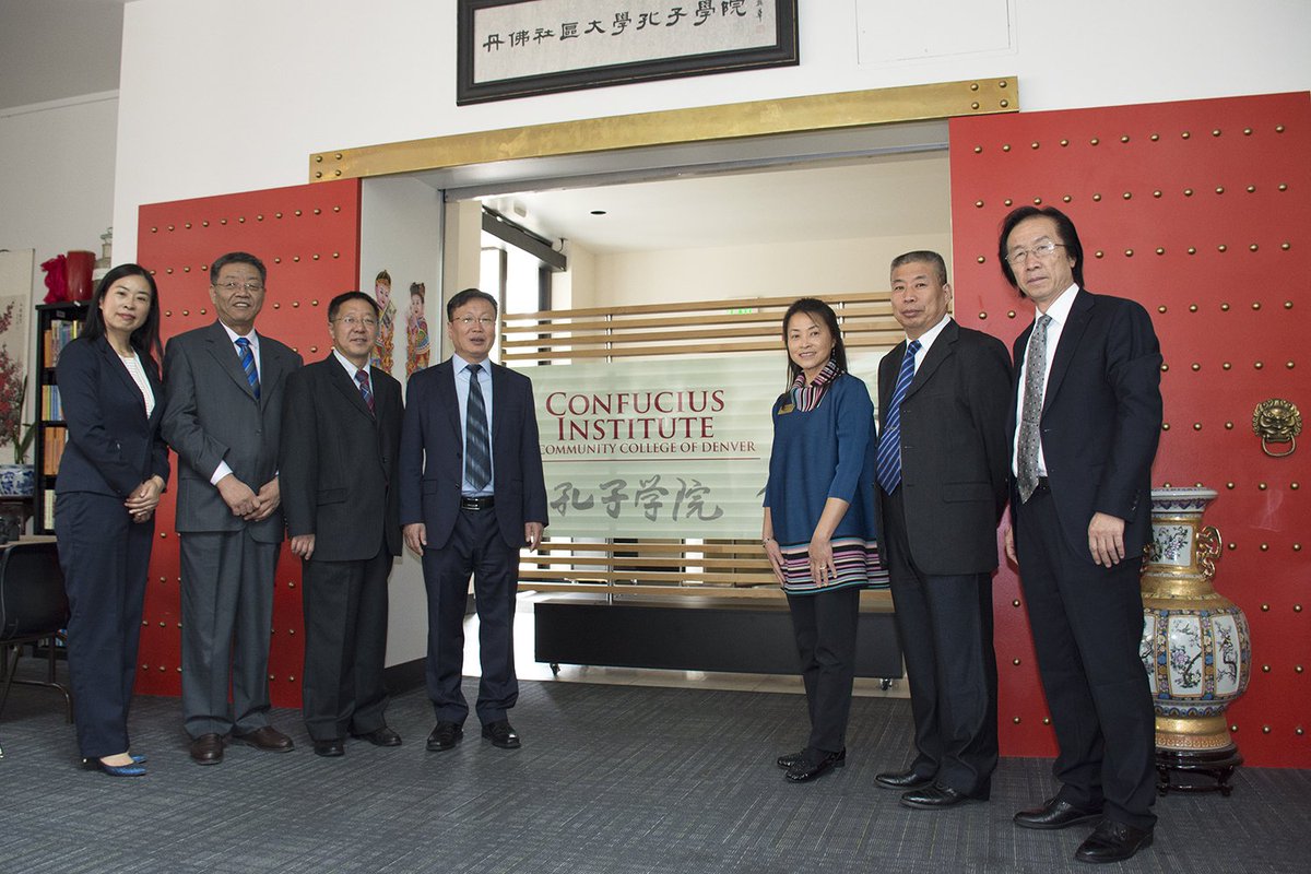EveretteCCD's tweet photo. @CCDedu was honored to welcome a delegation from the @ChinaConsulate to campus! We also met with our friends and partners from @MSE_UJN. https://t.co/G0XTcVyXS0