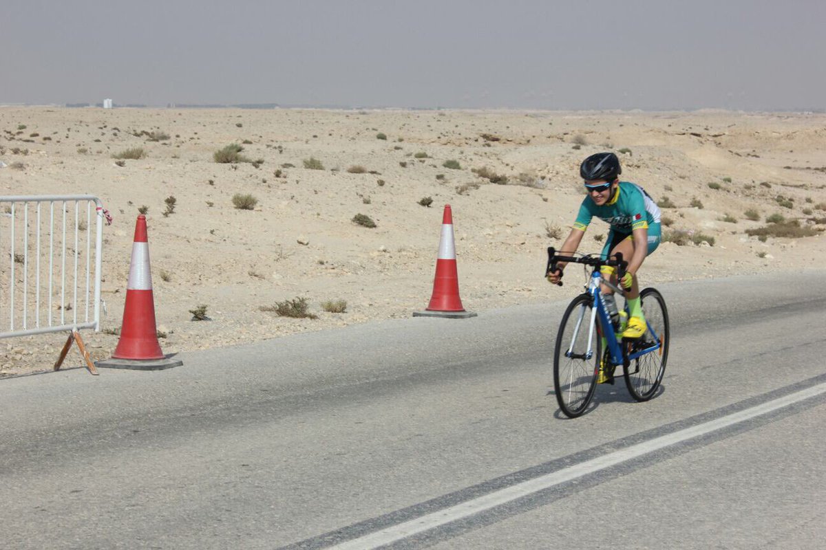 Oli's 1st long race..63km..bottom pick is the end sprint..he hit 50km per hour!