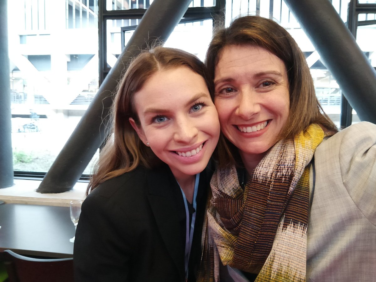 patriciavpena1's tweet photo. Impressive 🇨🇦women engineering students attending #ISEL2017 in Chile. #DelaHini was also intern @ewb Africa data connectivity project! https://t.co/eS47rYdHm0