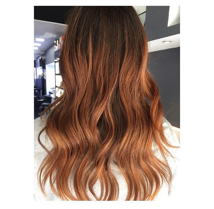 Jcreusgarcia's tweet photo. Kissed by Fire 🔥 #BackstageBCN #NuriaSoteras #HairStyle https://t.co/Jb9WlM58r3