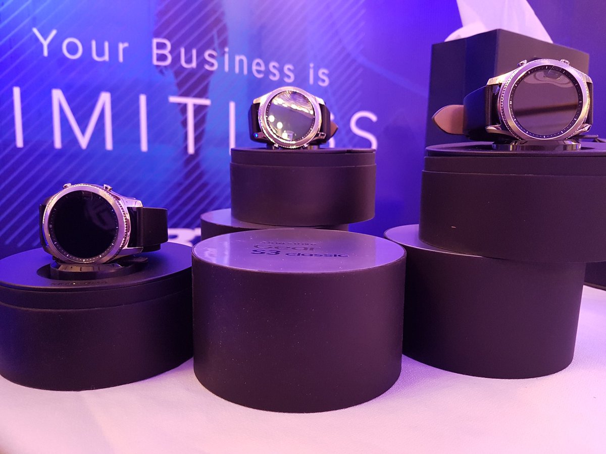 BTC242's tweet photo. The BTC Fam is at #FantasticFridays with all of the newest devices to make your business limitless!
#BTCLimitless #BTCBusiness https://t.co/mIalQxRwhZ