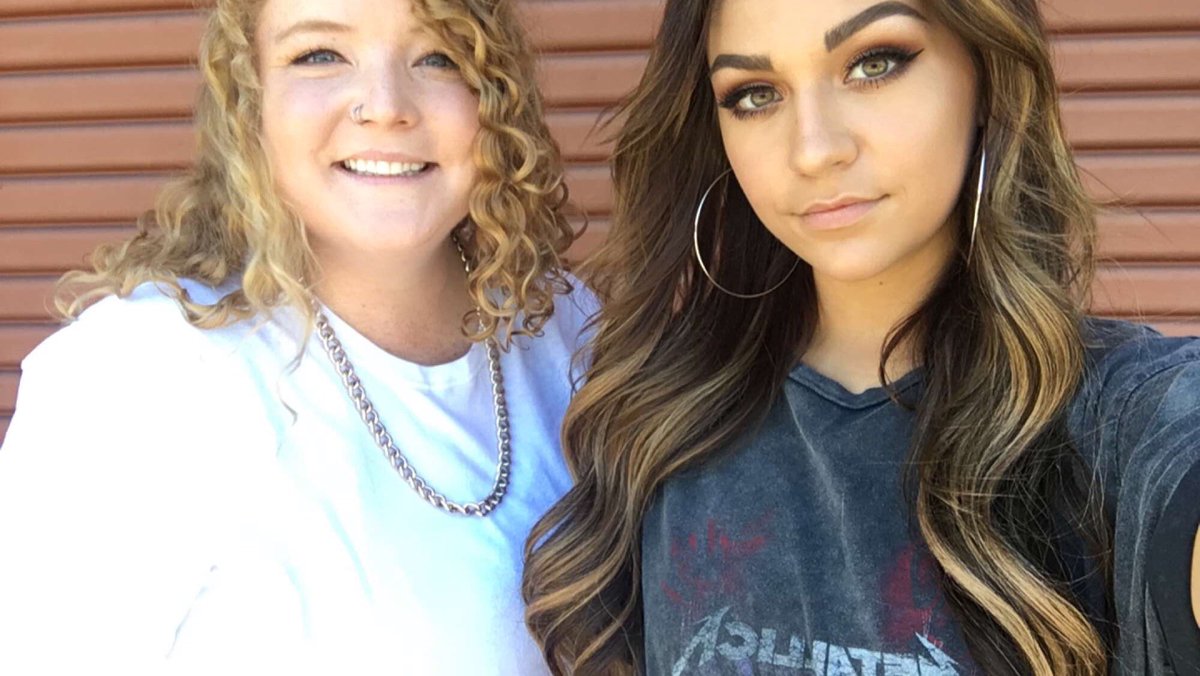 MerrellRussett's tweet photo. I wonder how many episodes it's going to take for #Randrea to have their first kiss in season 2 of #ApologiesInAdvance 🤔🤔 https://t.co/AtqYpFPoN4