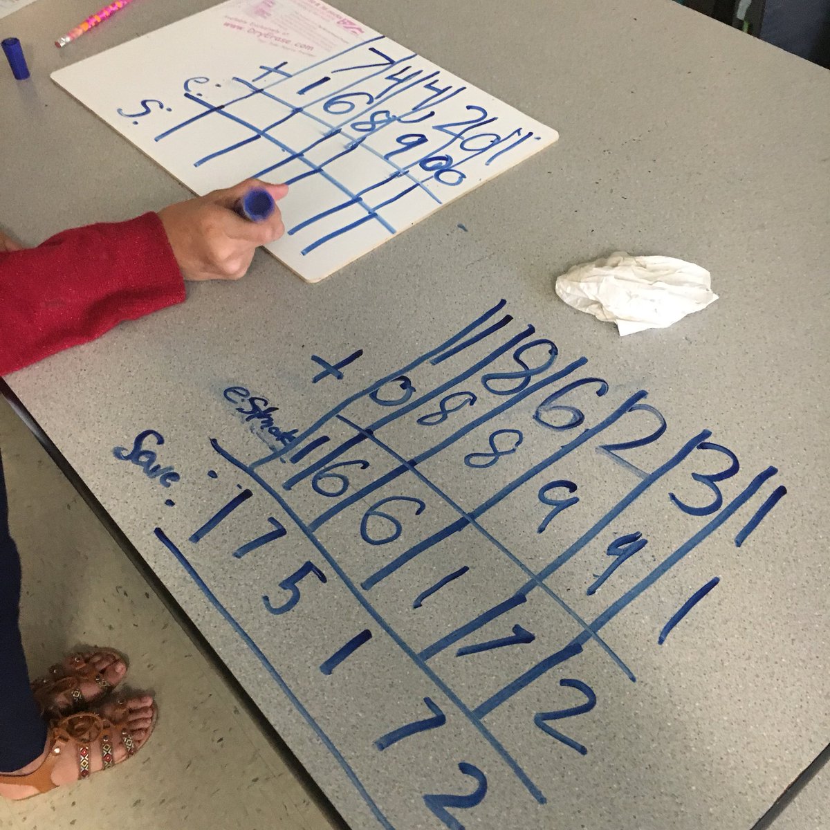 Glover_HGE's tweet photo. We ❤️ “Desk Math”!!! @MrsKoehler_HGE @hgepanthers #deskmath #letsrethinkthat #addition #regrouping https://t.co/vHW5kxftKP