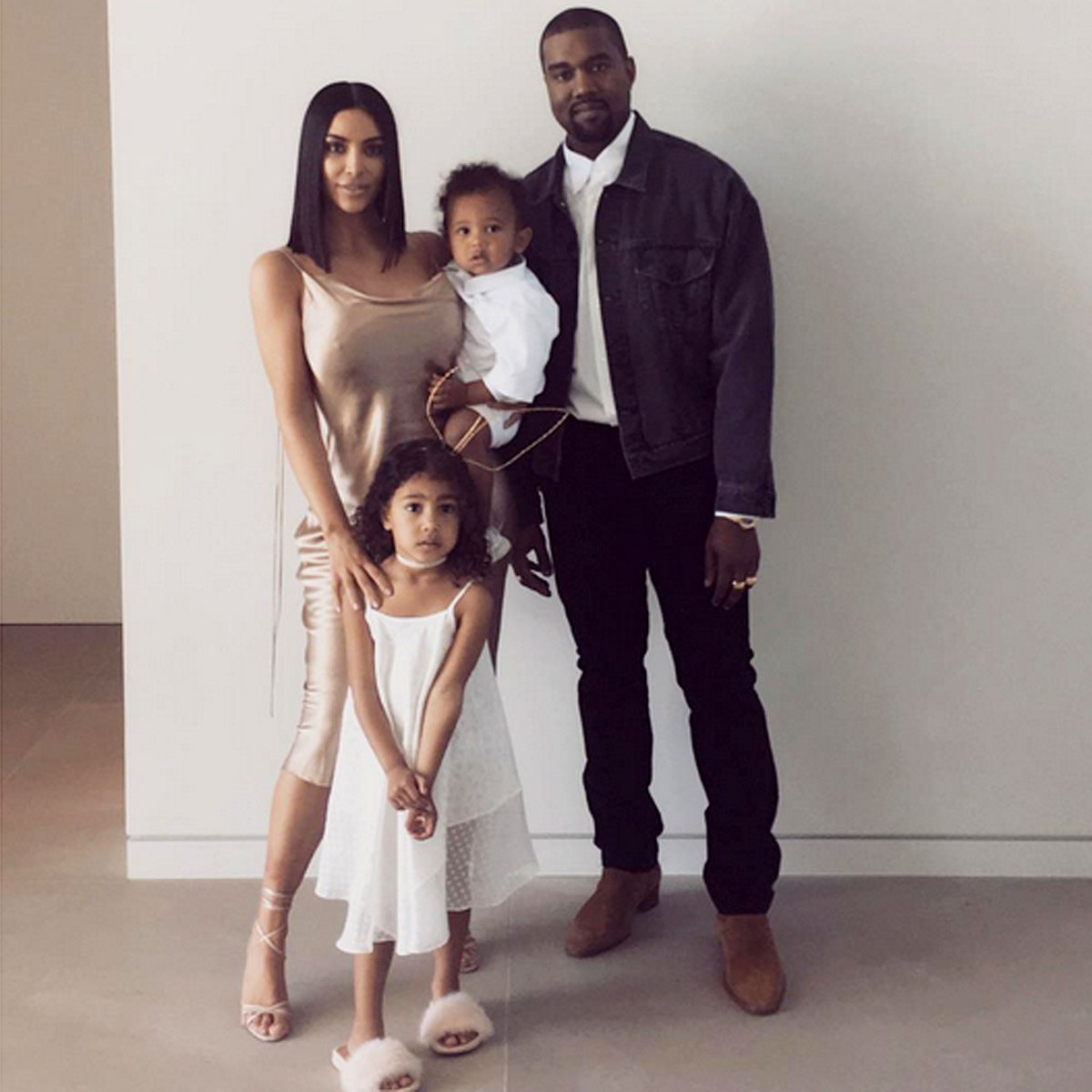 The West family did this weird Easter photo shoot that looks photoshopped