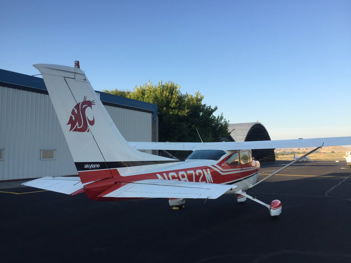 It was a great morning for flying. Tonight's an excellent night for an Air Raid. #GoCougs