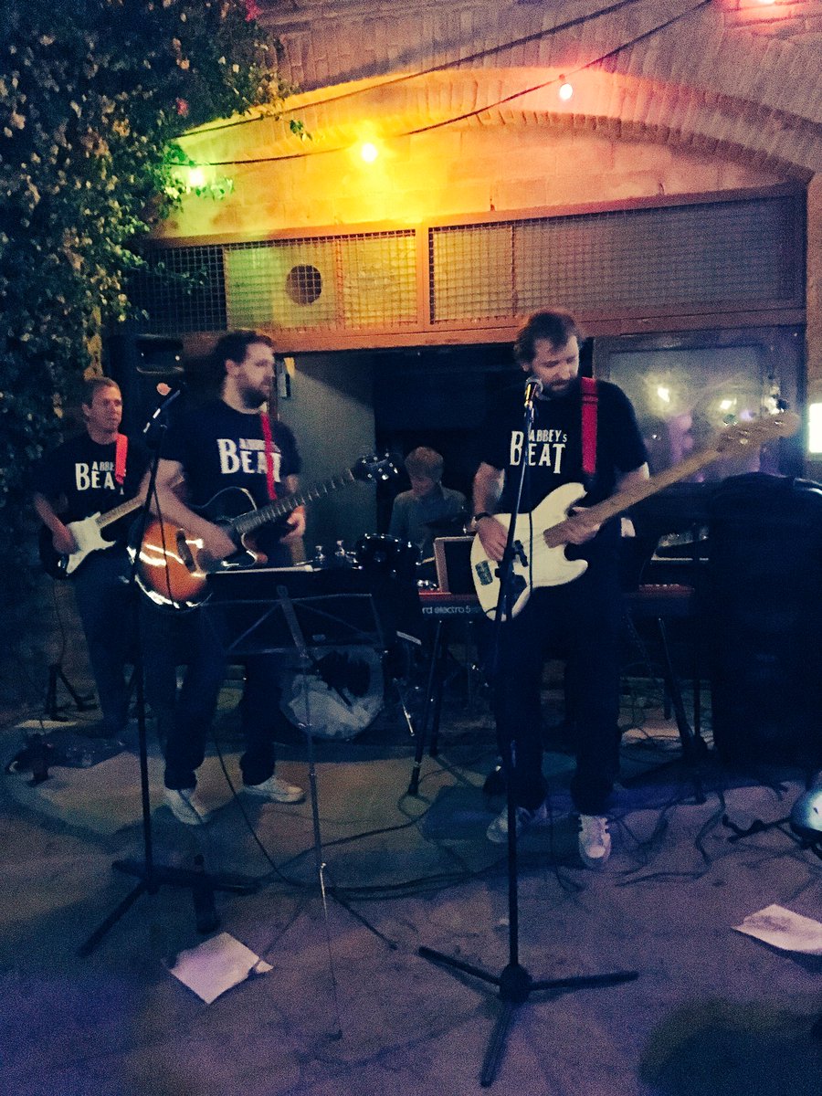 No cambiarán la historia de la música pero, ¿y lo bien que lo pasamos? #vivalamusica #abbeysbeat