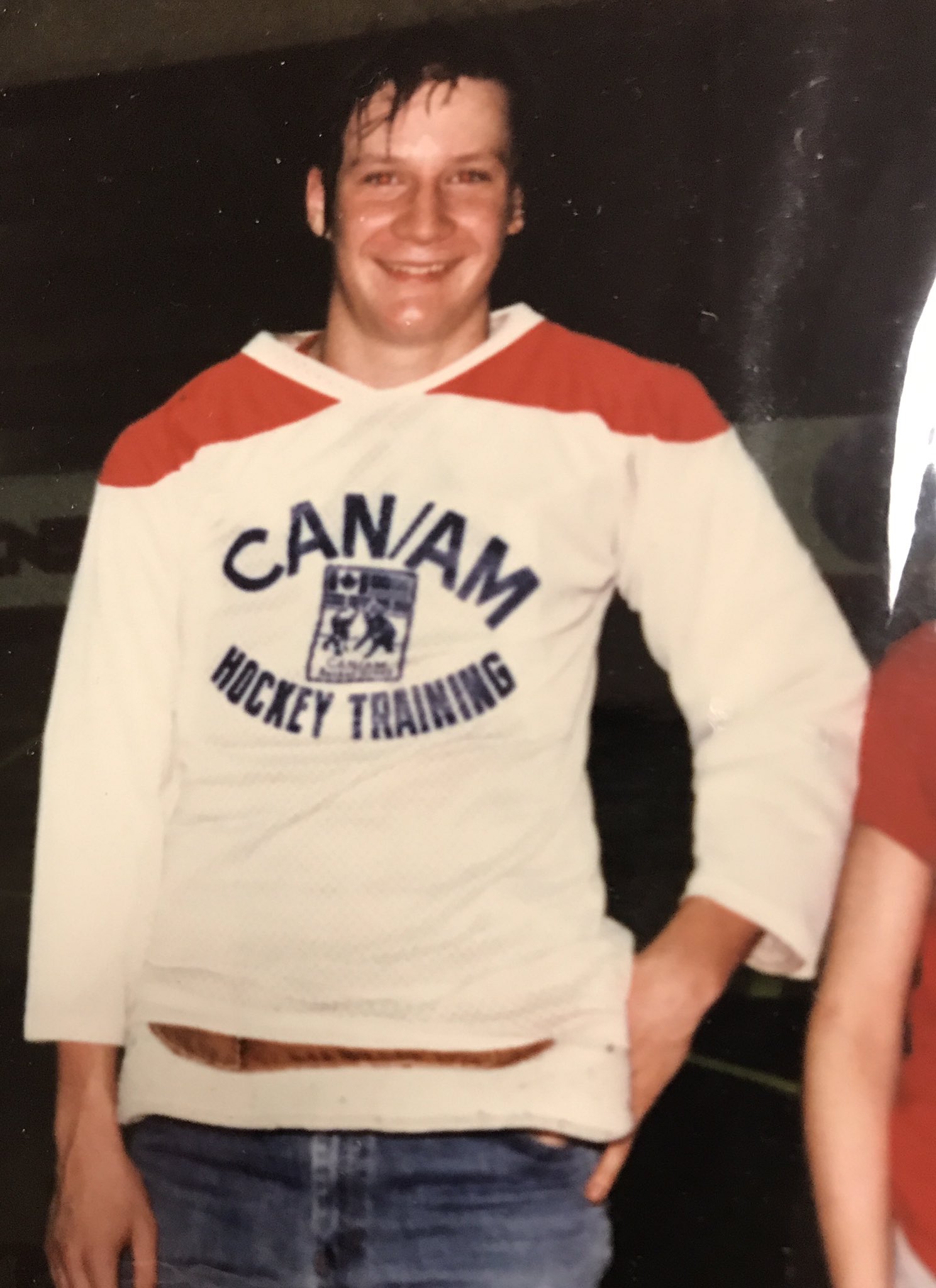 Eklund S Nhl Trade Free Agent Rumors On Twitter Option 2 Puberme Puertoricorelief