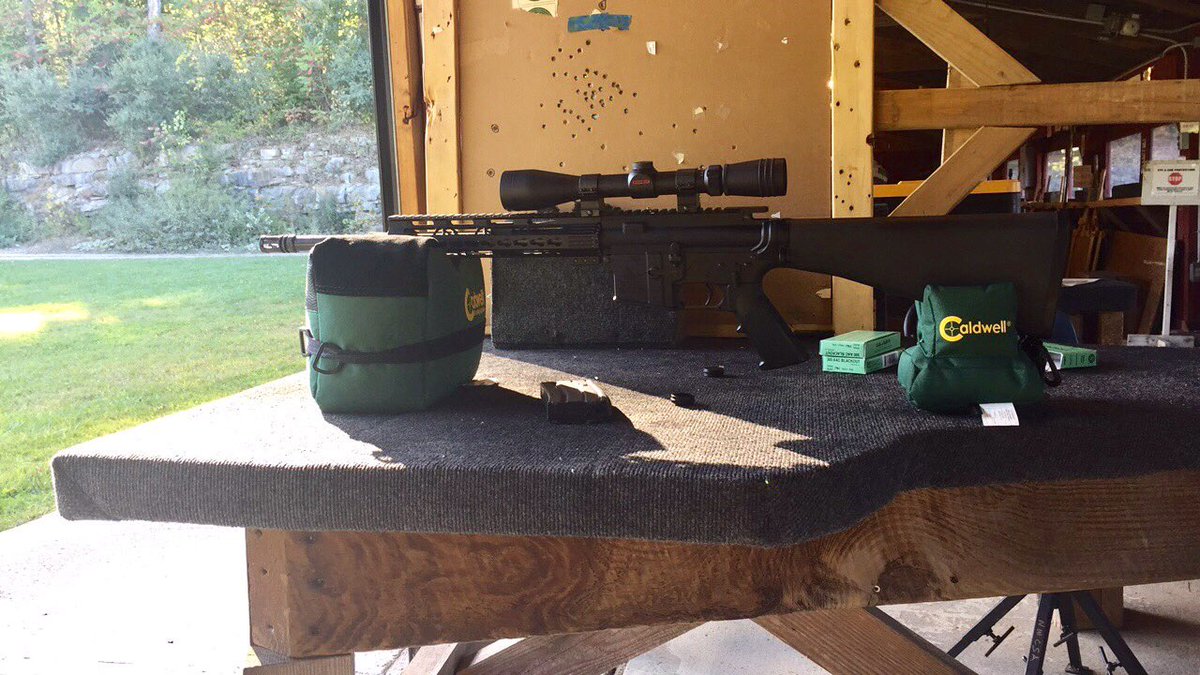 AMHandloader's tweet image. Brought my nemesis 300 Blackout to the range with new scope. Forgot the bolt carrier and handle. #300blkout #AR15 #range #reloading #fail