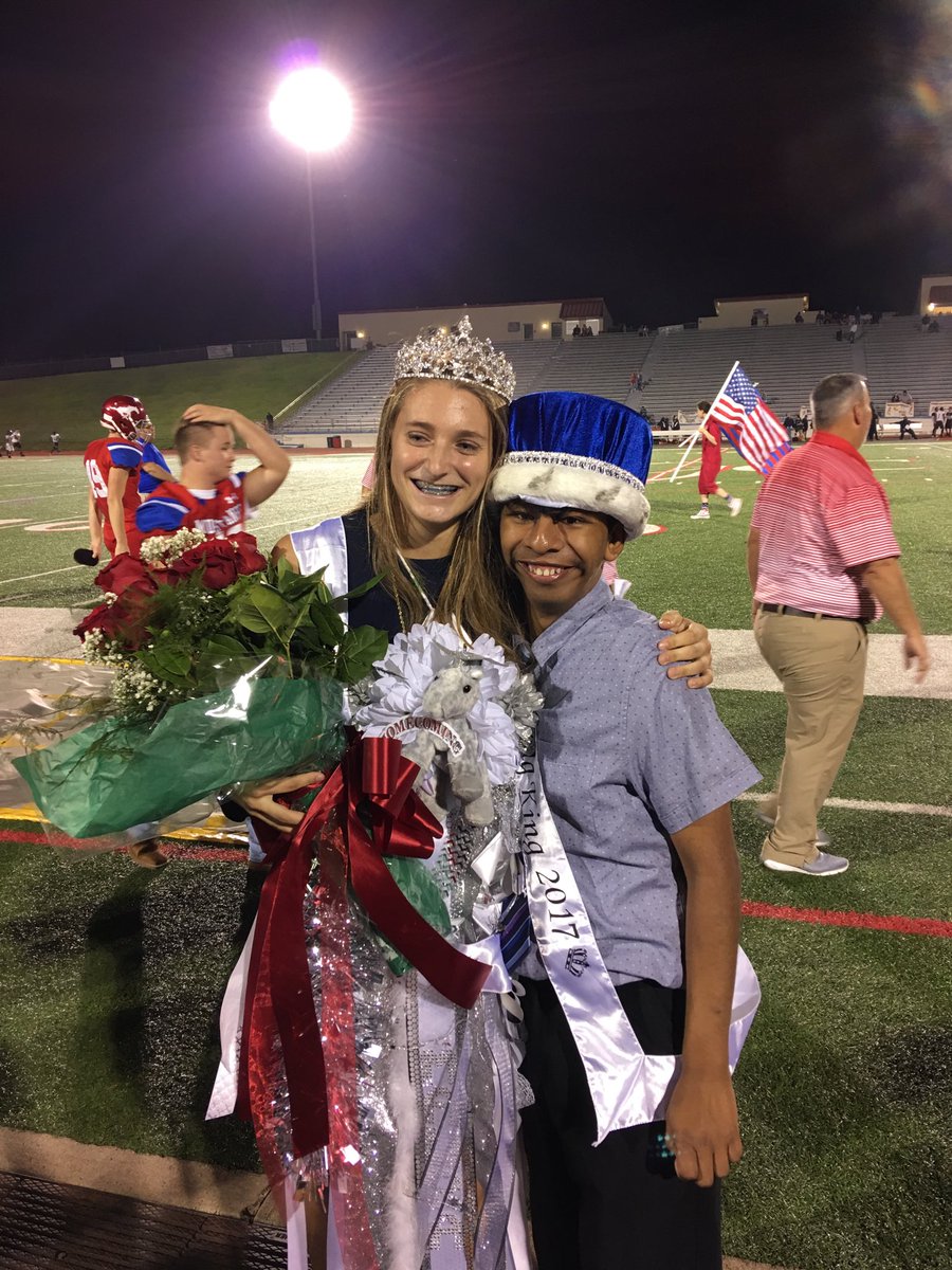 Congratulations to our Homecoming King and Queen! #GHSUnity
