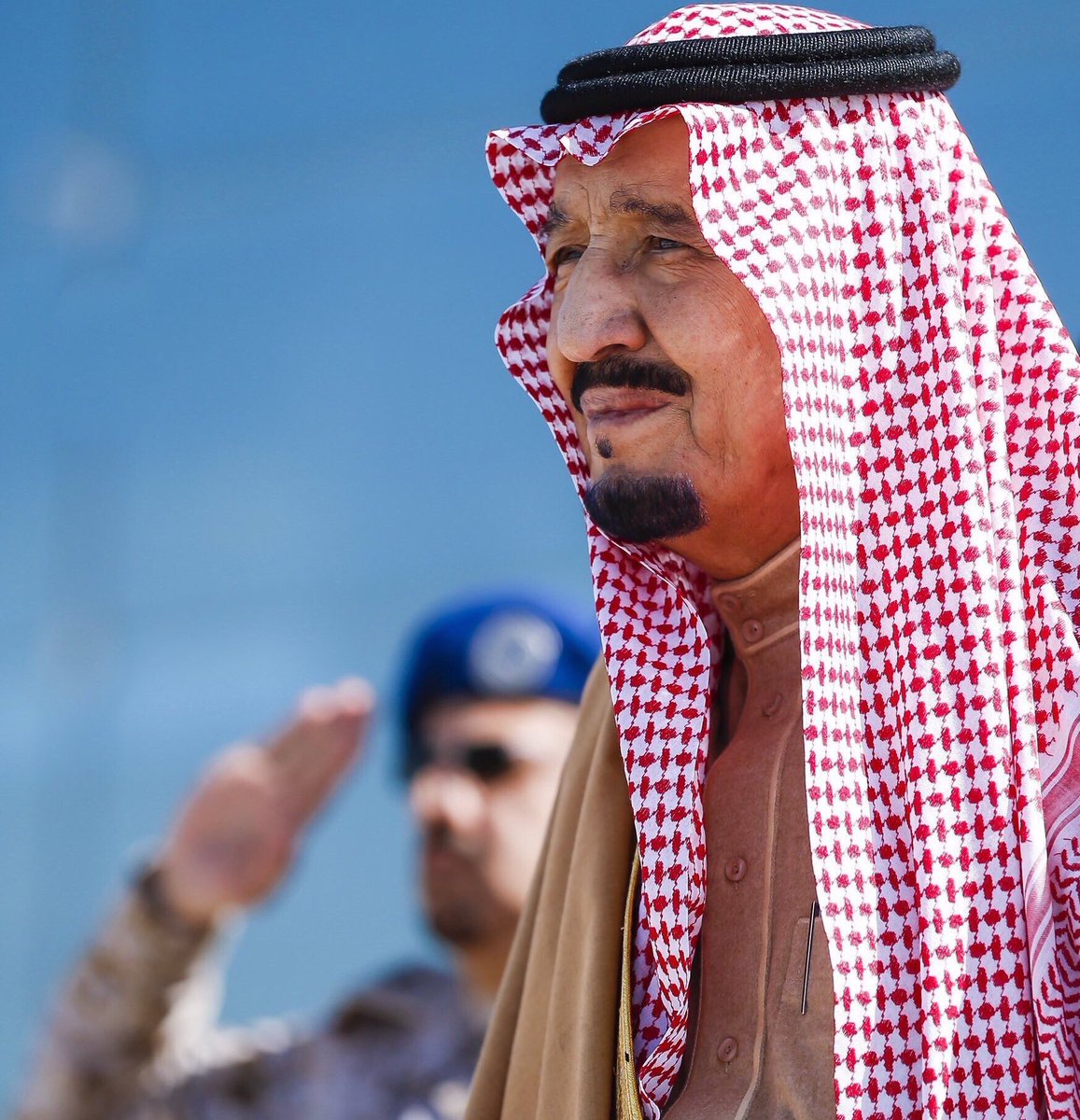 Ali_M_AlJohani's tweet photo. أقسمت بالله حبا
أقسمت بالله صدقا
أقسمت بالله فخراوعزا
أني لغير وطني لن أسمع
وأني لغيروطني لن أنتمي
وهذا عهد مادمت لله اركع
🇸🇦#الجيش_السلماني https://t.co/676zZnSJlM