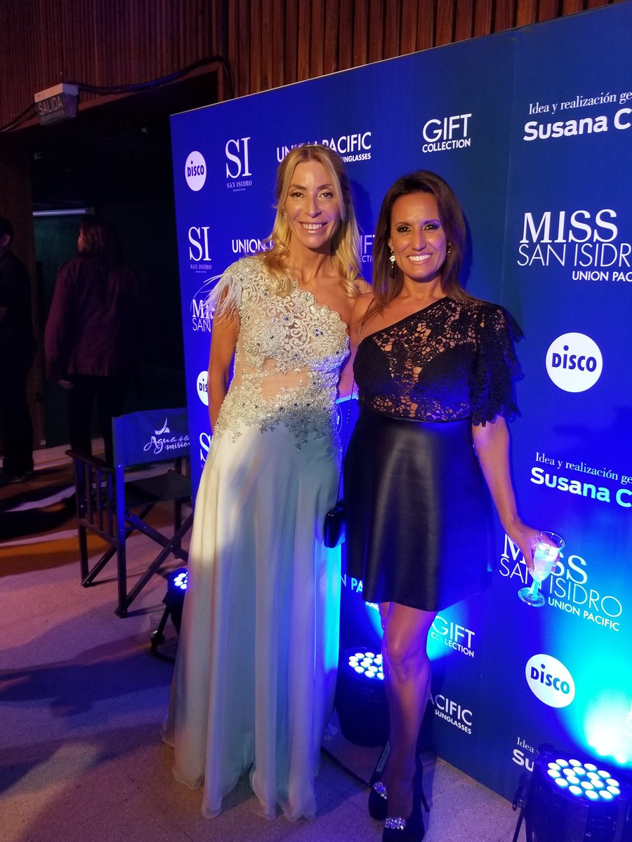 NancyDure's tweet photo. Con @sfermani y @SusanaClur en @MissSanIsidro https://t.co/TRdYigEbew