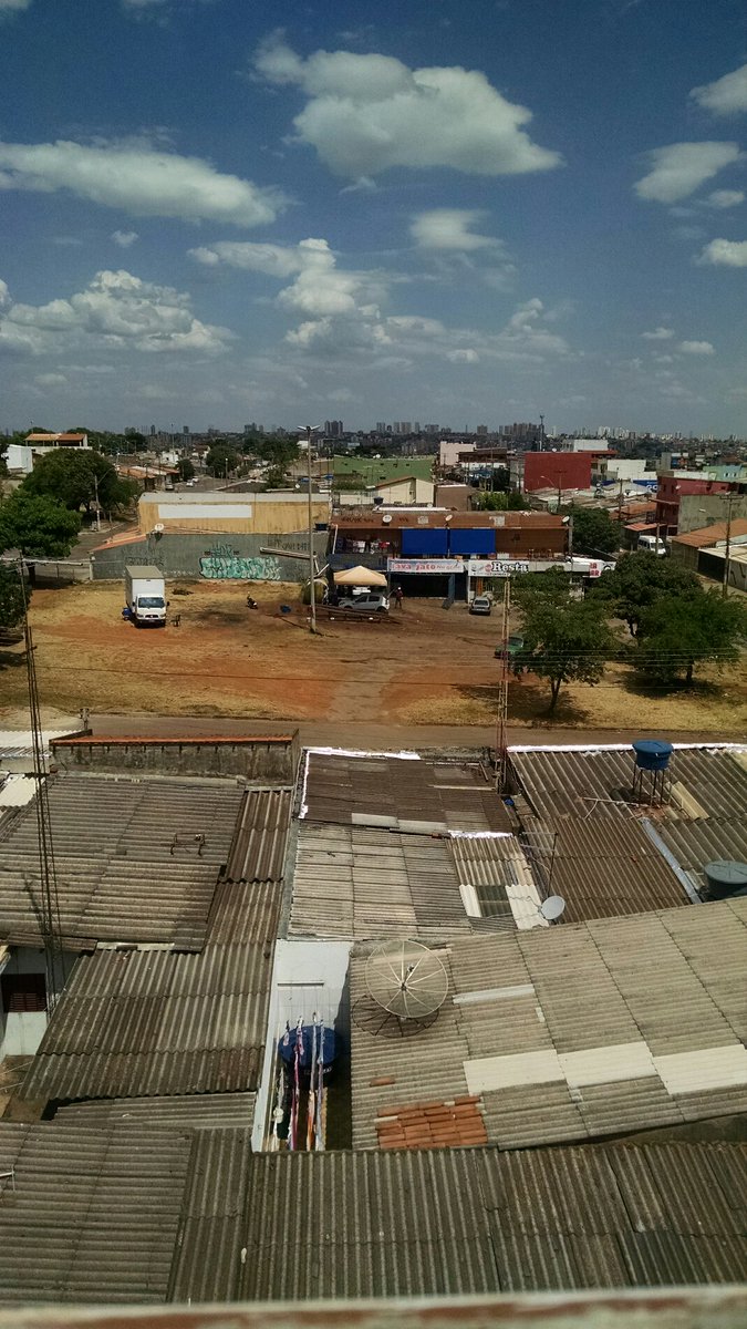 Boa noite (@ Lanchonete 14 Irmãos in Brasília, Distrito Federal w/ @junior_rdn @junior7133) swarmapp.com/c/4tEZrDOjsim