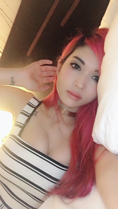 ⭐️💫💫💫💫 https://t.co/MLb9VDf43t<a href="/tag/cosplay"class="tags"><span>#cosplay</span></a><a href="/tag/finalfantasy"class="tags"><span>#finalfantasy</span></a><a href="/tag/tifa"class="tags"><span>#tifa</span></a><a href="/tag/finalfantasy7re"class="tags"><span>#finalfantasy7re</span></a>