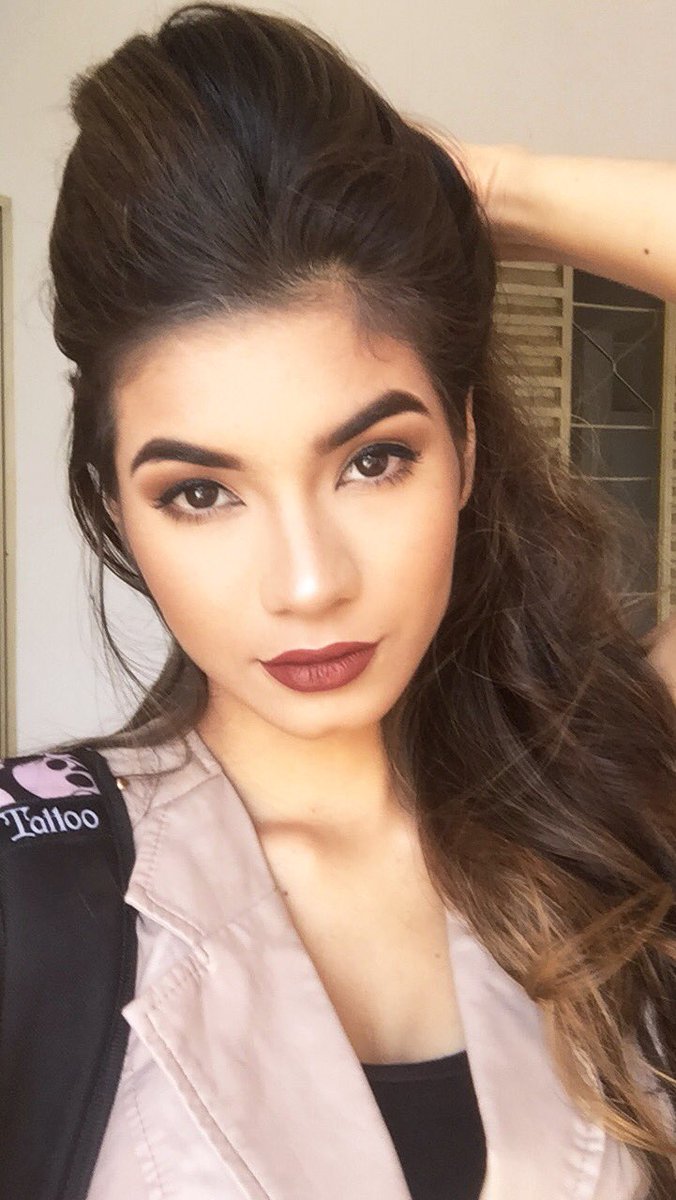 LenithaLopes's tweet photo. #makeup #basicmake #brasilmaquiagem https://t.co/uJ4pGPwqVg