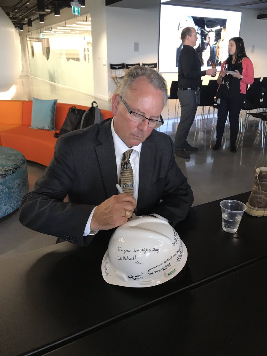 rebeccayu's tweet photo. @breannehalyk @mneziol @melindarichter @chelsbells4 @DFBarreto_ @haroon_hiba @kdsimonetti @ShaminDewsi @jj_desai Well wishes on #JLABSToronto hard hats and my construction boots #ThatsHowItAllStarted https://t.co/9OHC6weEvr