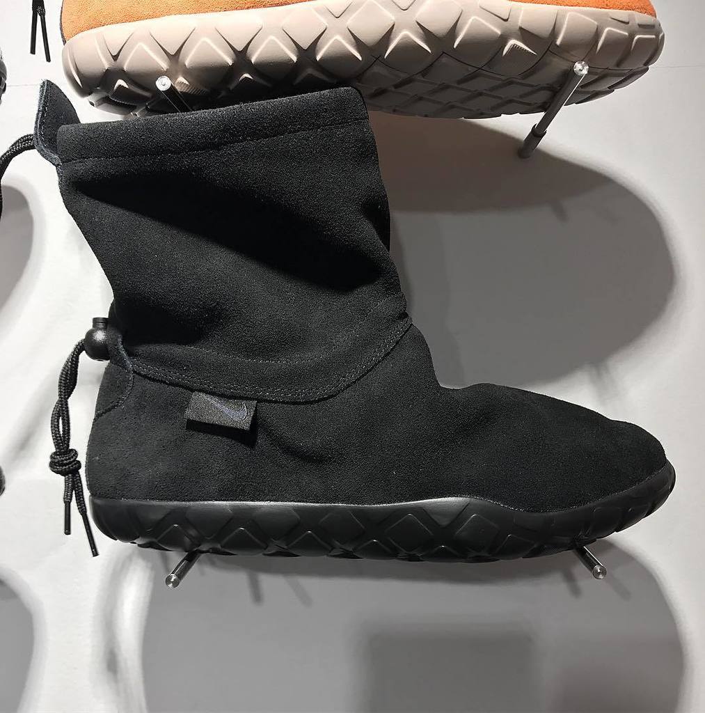 nike air chukka moc ultra