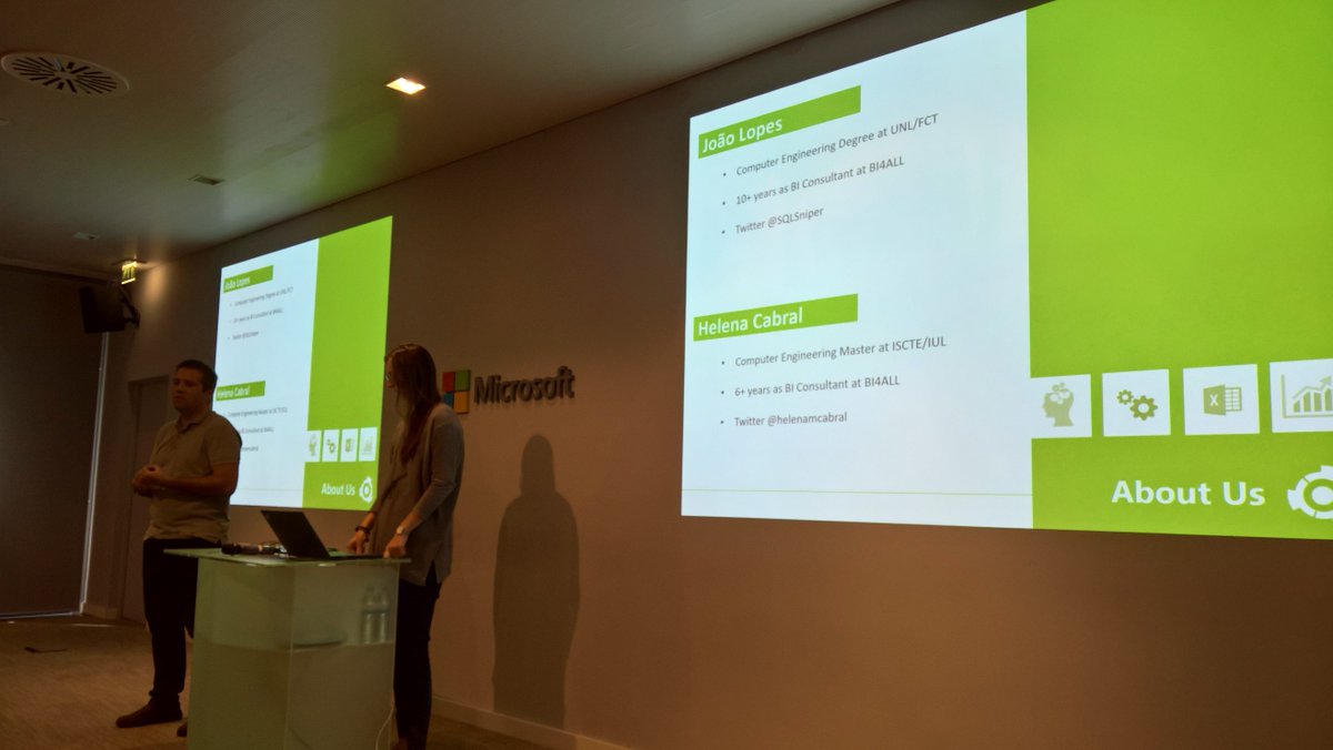 creative_byte's tweet image. Now we have @helenamcabral and @SQLSniper talking about the #ssis improvements in #sql2017 #tuga