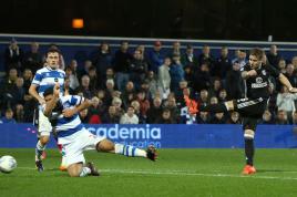 SimonCheshire10's tweet photo. My latest match report on @QPR_Forum features QPR v Fulham #QPRvFUL https://t.co/2UmNOLwqsF https://t.co/O7tuzAfgRZ
