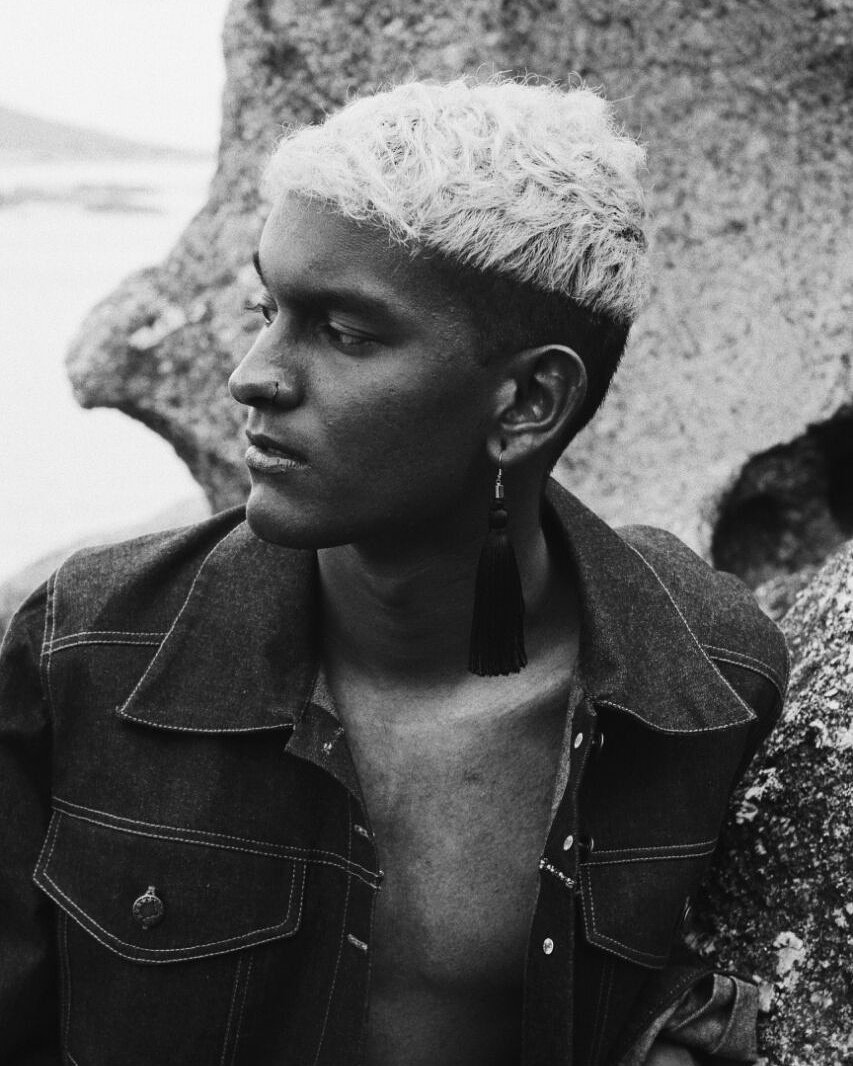 ClasslessCpt's tweet image. &quot;Black and white photography erases time from the equation&quot; - Jason Peterson

Photograph by - @afrogrunge