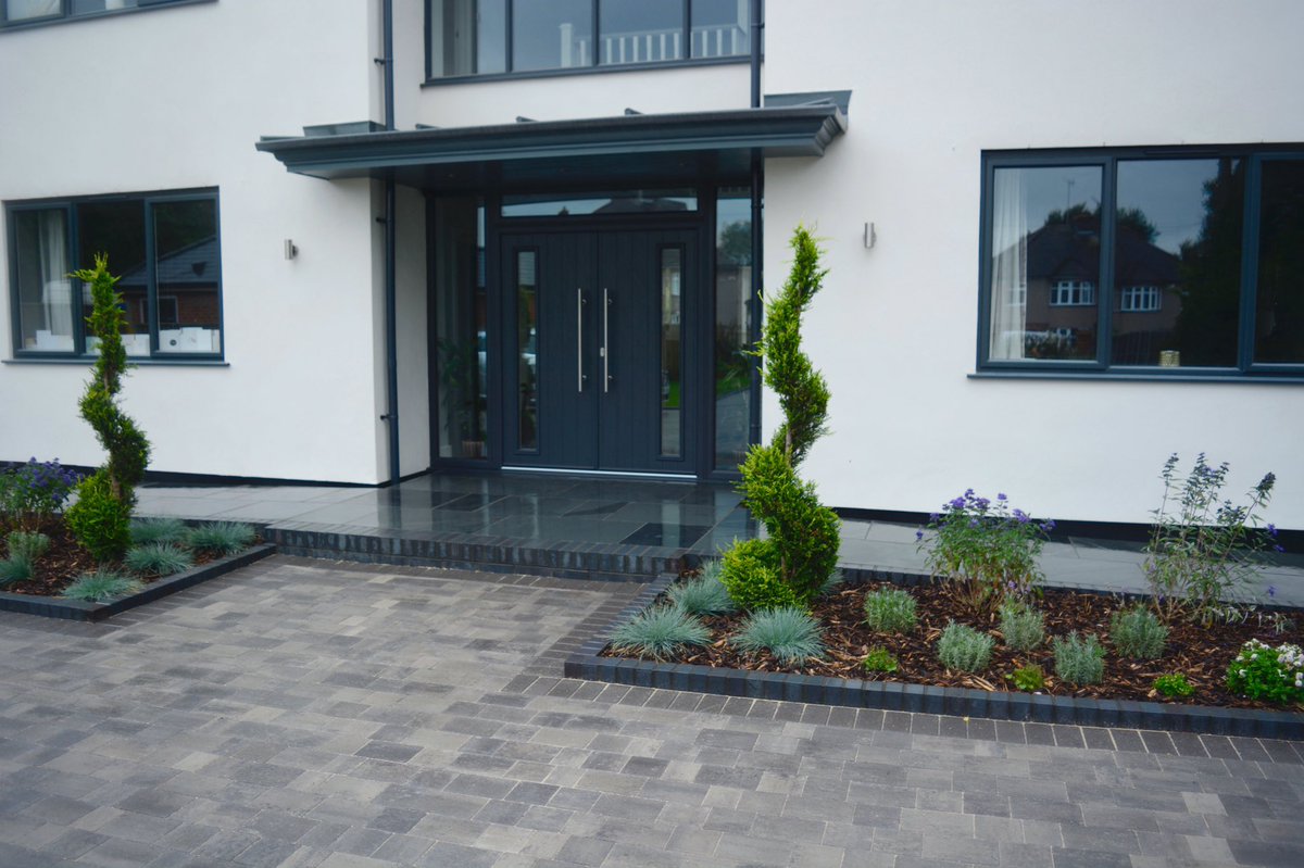 Featured image of post Front Door Steps With Ramp - These are all the different ramps we&#039;ve found in our search;