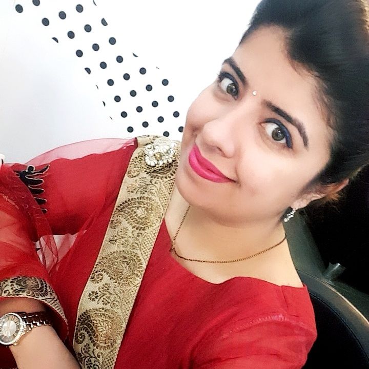 amu_beautiful's tweet photo. #festivemode #traditionallook #celebratingdusshera https://t.co/8buCjvKupT