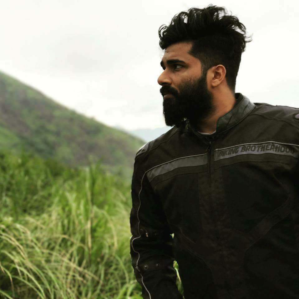 Bikinghood's tweet photo. Beard is the highlight of a Man
BBG Jacket is the highlight of a Biker. 
#bbg #bikingbrotherhoodgears #bbladakh #bbladakhjacket #beard https://t.co/hBVSuo072t
