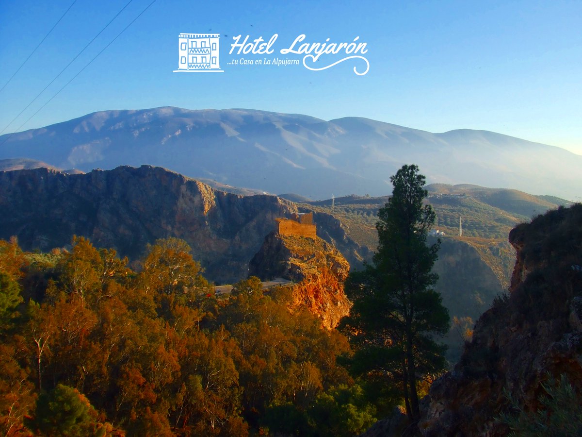 HotelLanjaron's tweet photo. Alójate en el Hotel Lanjarón,tu casa en la Alpujarra, para disfrutar de la Fantasía Musical en concierto por la Asociación Musical Lanjarón https://t.co/nlZKvzWEgu