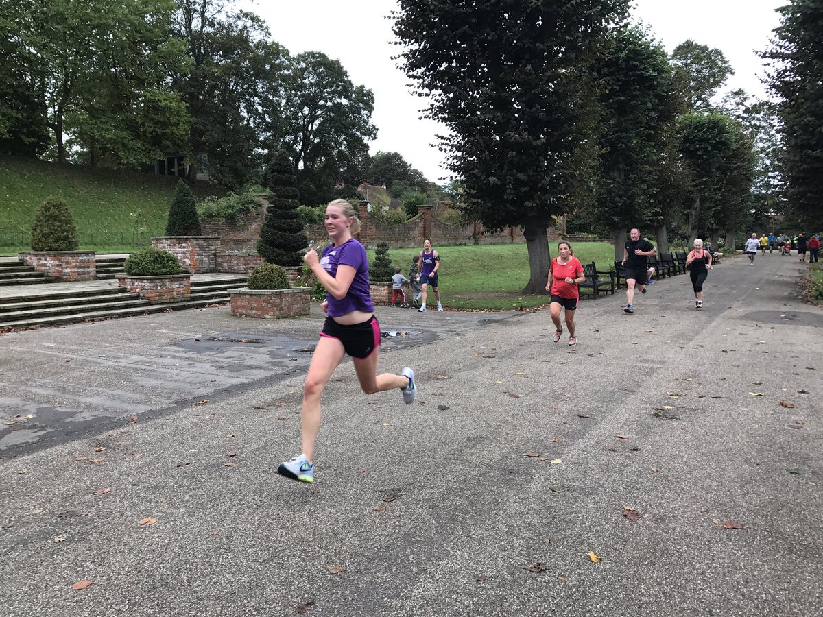 ColchChronic's tweet image. Oh how we LOVE @Colchesterparkr. 9am by the Bandstand every Saturday. Ta to ACE volunteers. Hellooo @nickjbarlow #Colchester