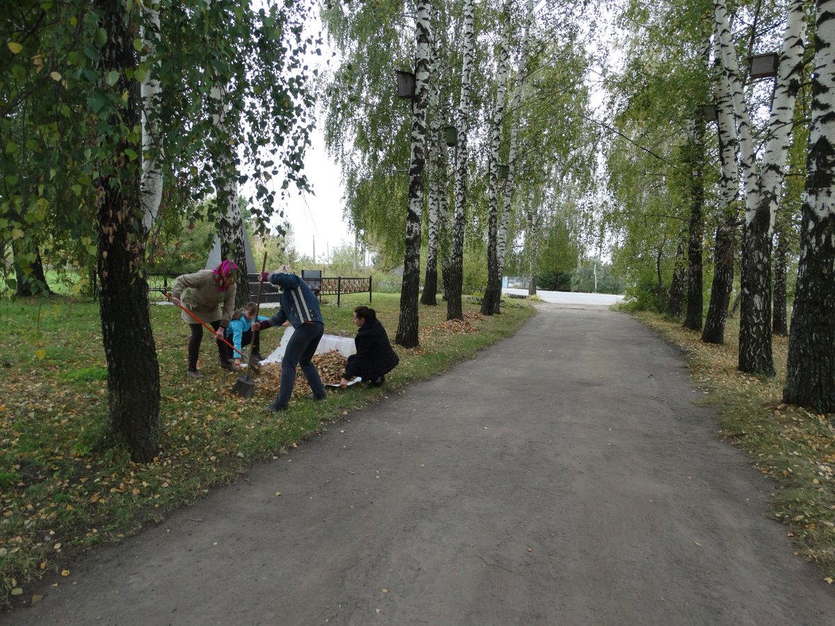 Tularegion71 <a href="/mo_chern/">Администрация МО Чернский район</a> в .д. Молчаново МО Липицкое проходит областной субботник